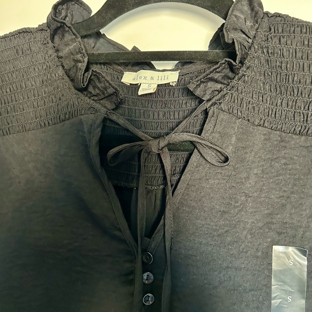 Black sill blouse with accent on neck and sleeves - Picture 2 of 3